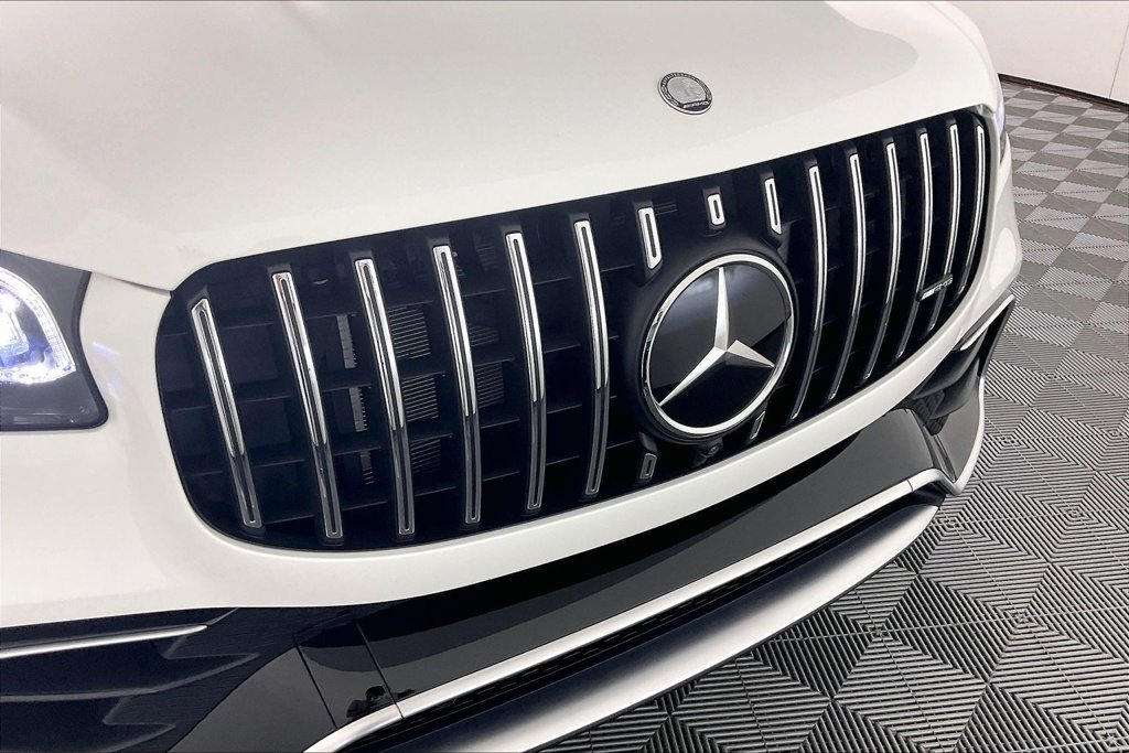 Certified 2025 Mercedes-Benz GLS 63 AMG 4MATIC image 24