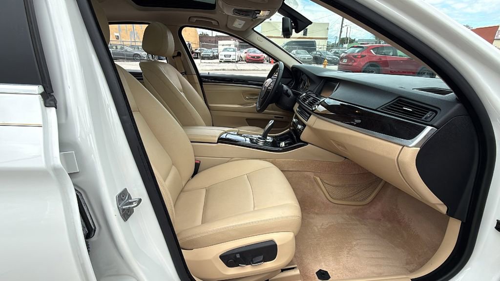 Used 2014 BMW 528i Sedan image 39