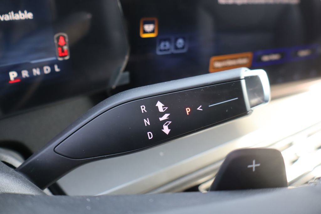 New 2026 Chevrolet Traverse LT w/ Midnight/Sport Edition image 17