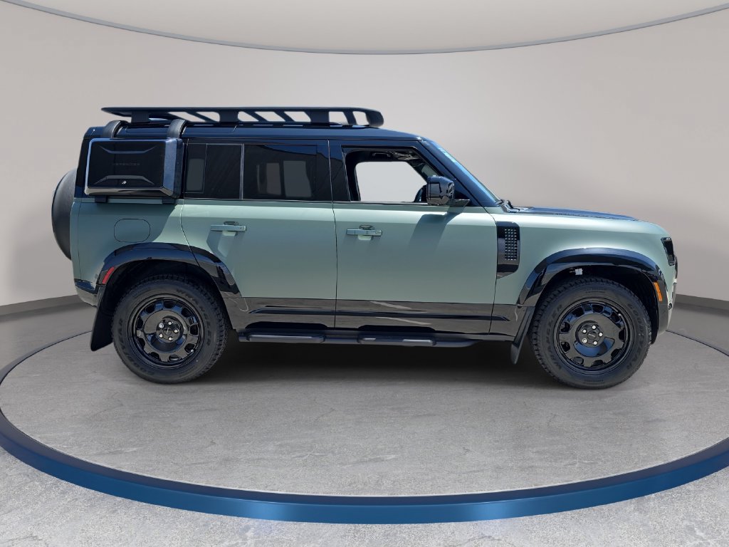 New 2026 Land Rover Defender 110 Trophy Edition AWD/4WD image 4