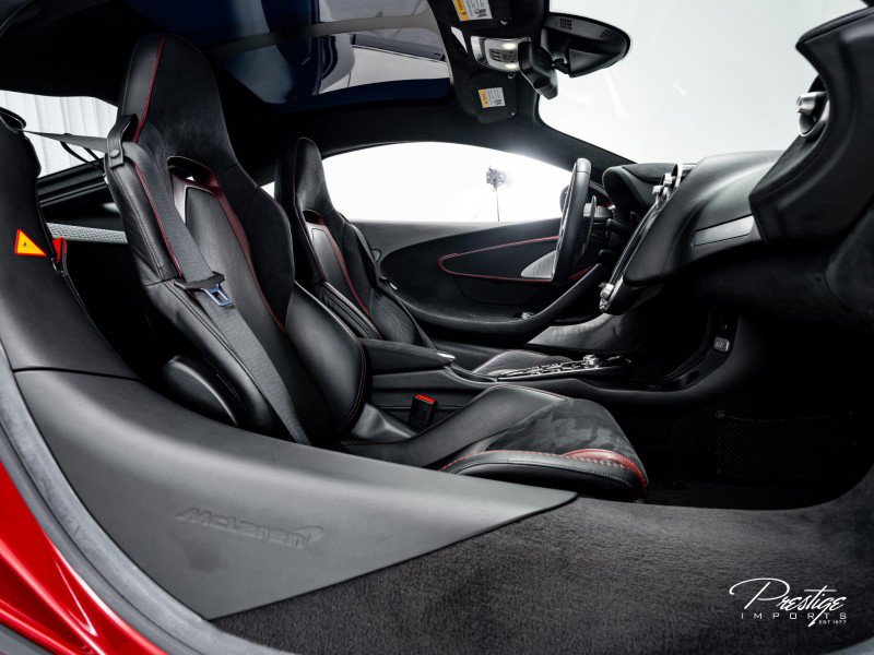 Used 2020 McLaren GT image 41