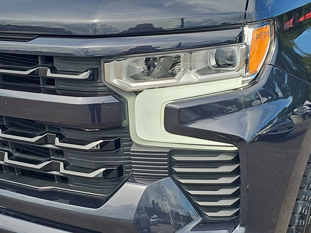 Used 2024 Chevrolet Silverado 1500 RST AWD/4WD image 31