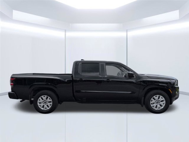 Used 2024 Nissan Frontier SV RWD image 7