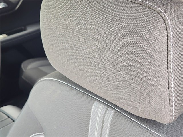 Used 2025 Chevrolet Blazer LT image 16