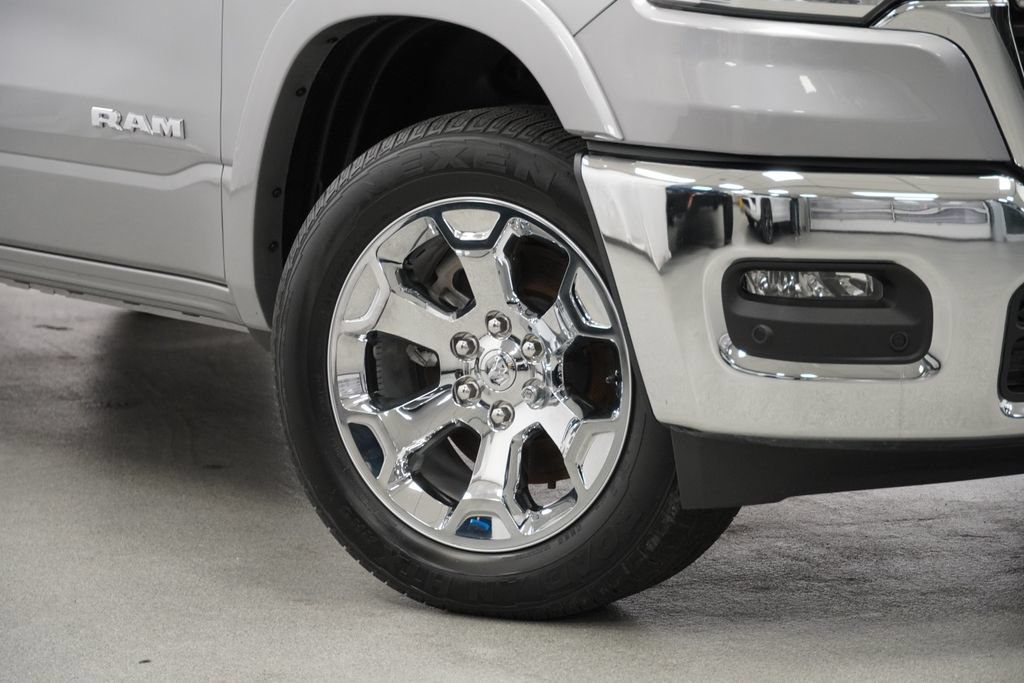 Used 2025 RAM 1500 Big Horn AWD/4WD image 4