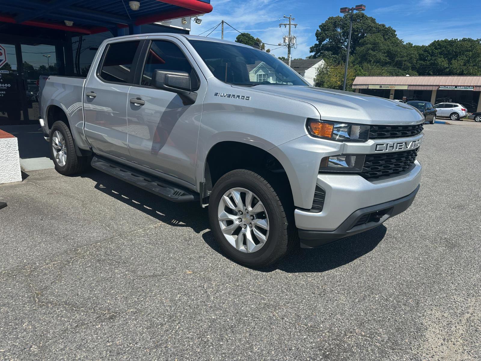 Used 2019 Chevrolet Silverado 1500 Custom w/ Custom Value Package image 4
