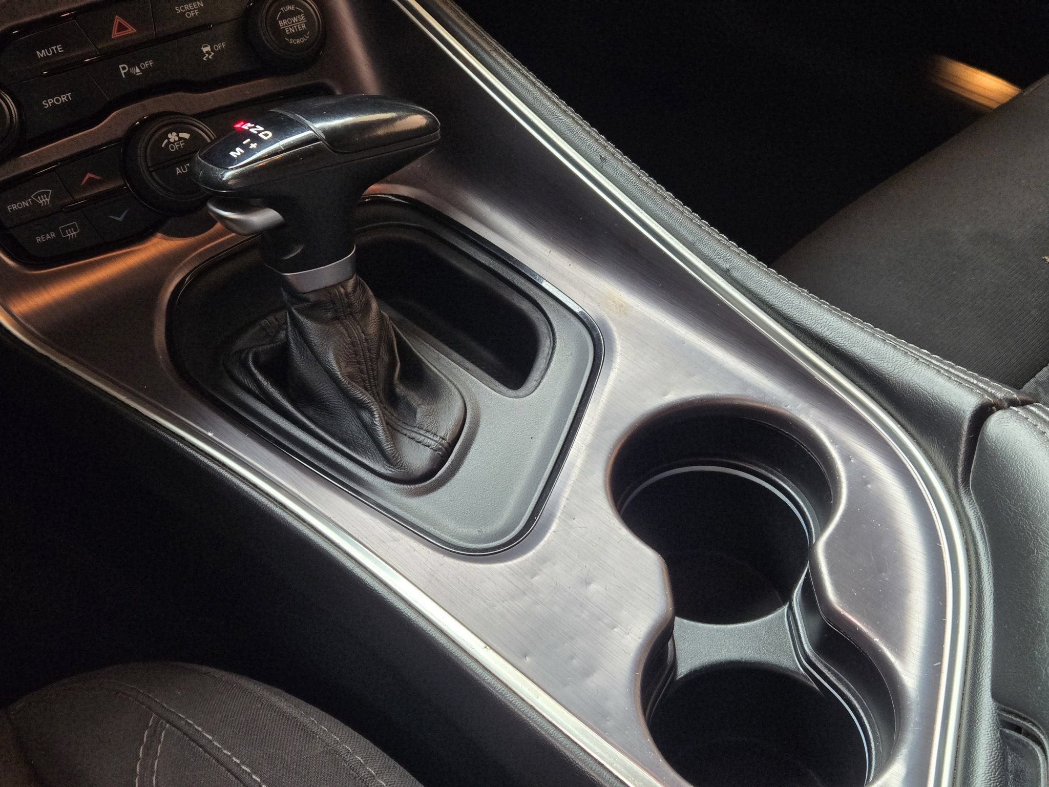Used 2018 Dodge Challenger SXT RWD image 19