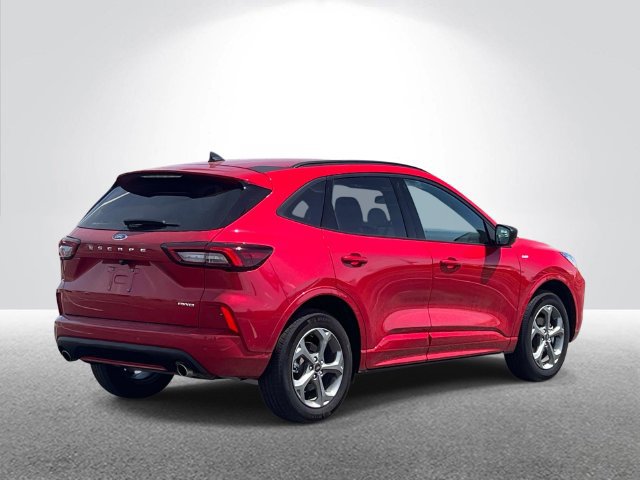 Used 2024 Ford Escape ST-Line w/ Tech Pack #1 AWD/4WD image 5