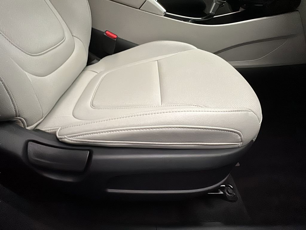 Certified 2025 Hyundai Tucson SEL image 17