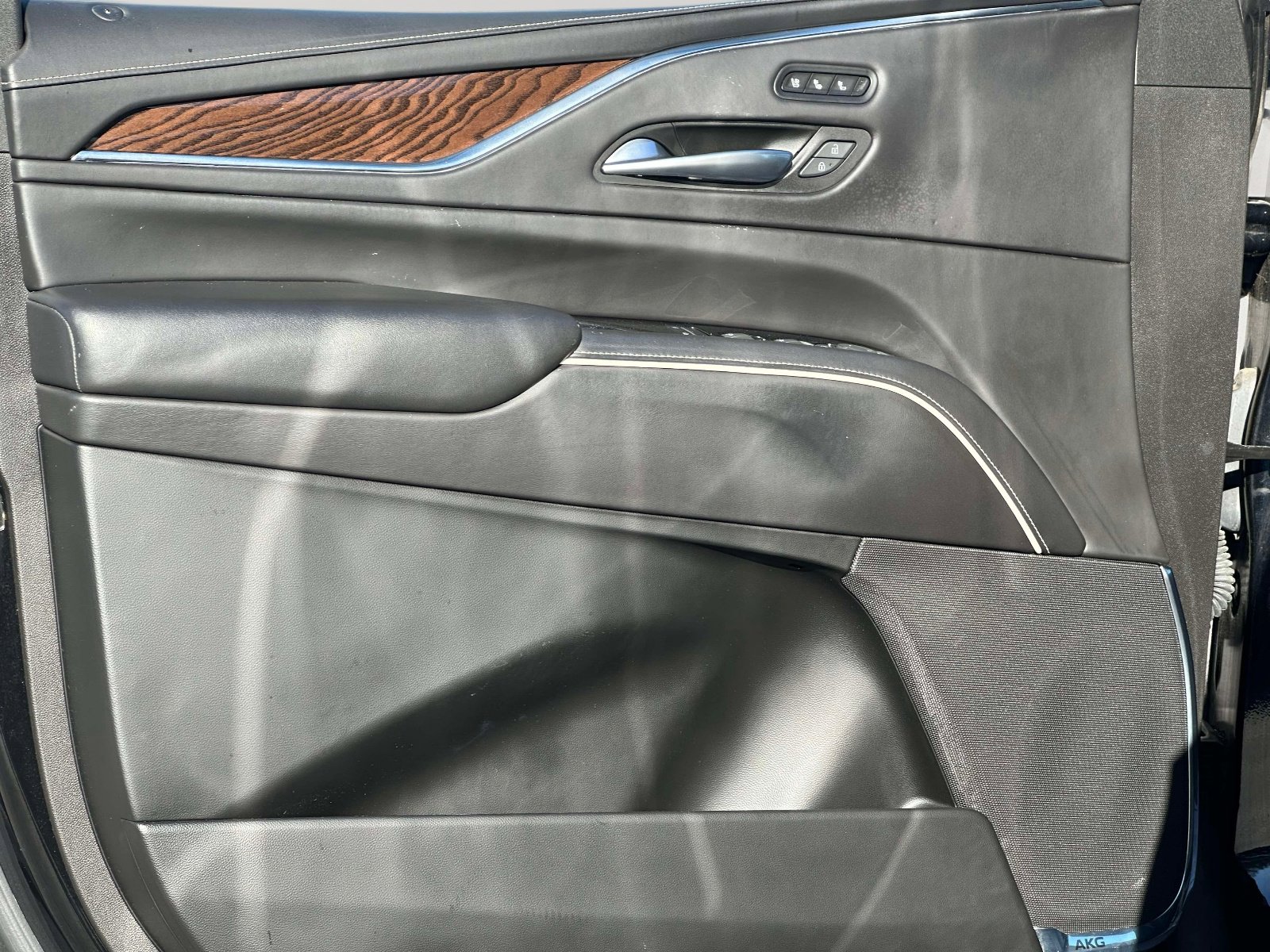 Certified 2022 Cadillac Escalade Premium Luxury Platinum image 21