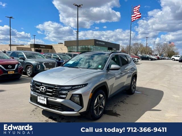 New 2025 Hyundai Tucson SEL image 1