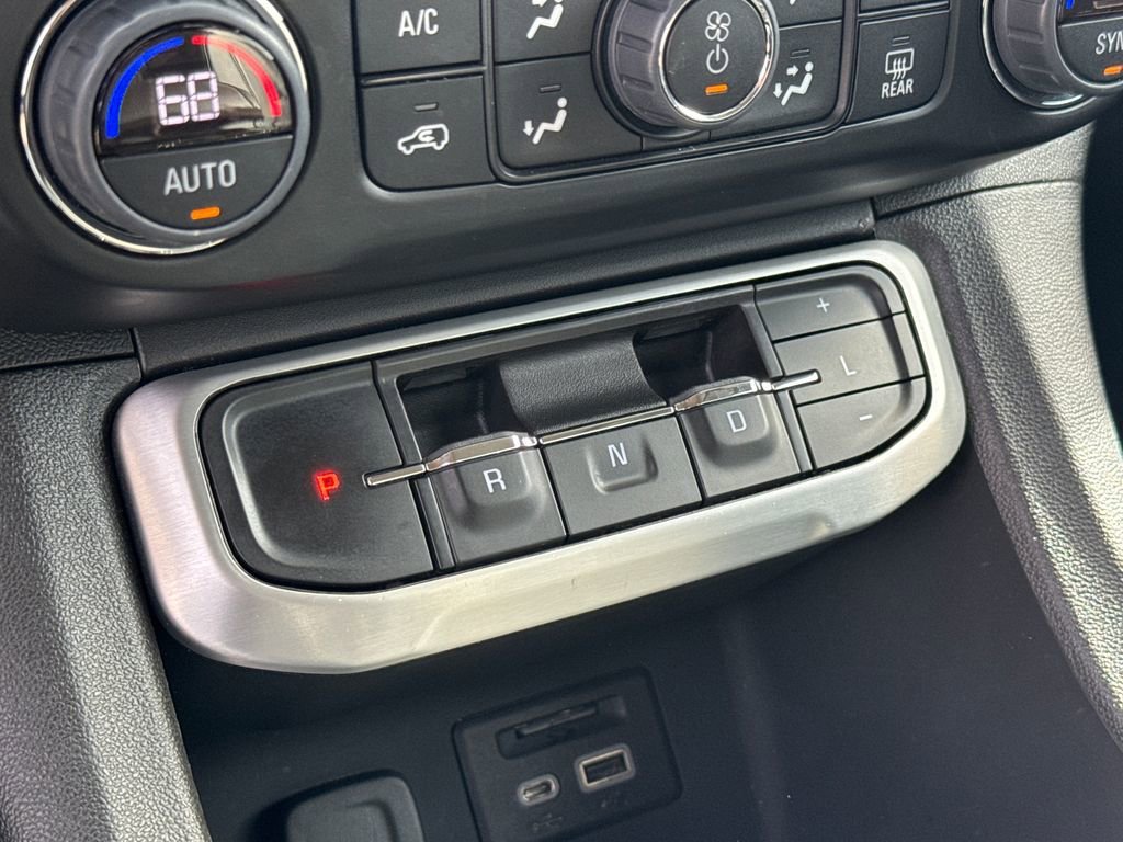 Certified 2023 GMC Acadia SLT w/ Trailering Package AWD/4WD image 29