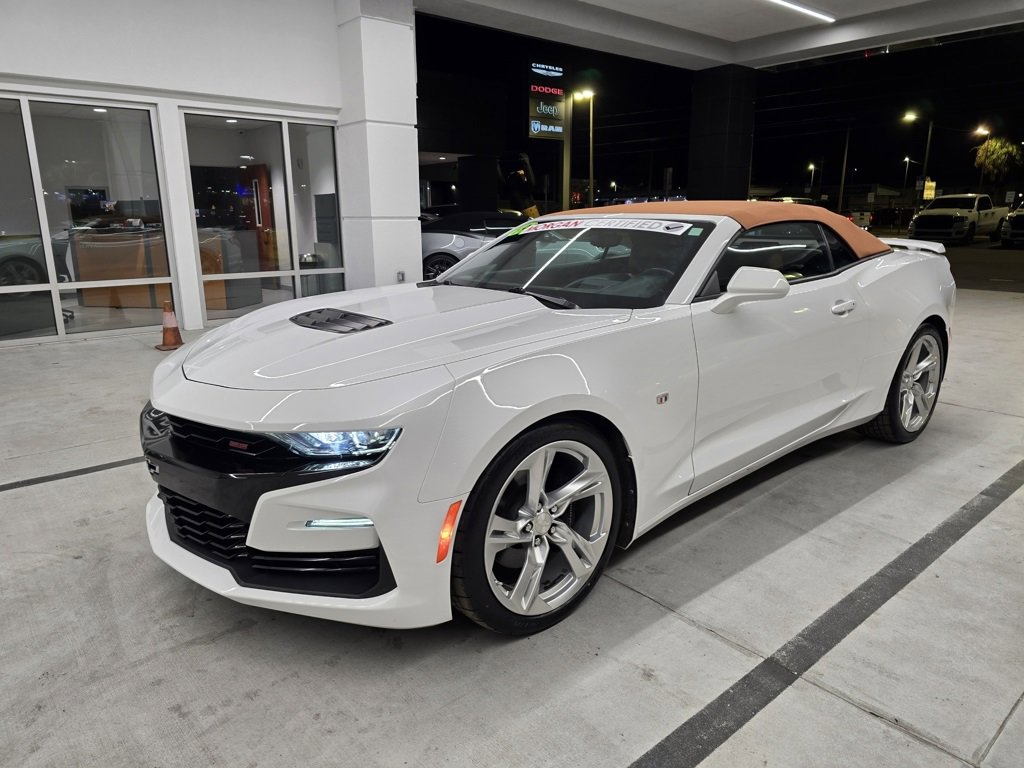 Used 2019 Chevrolet Camaro SS image 2