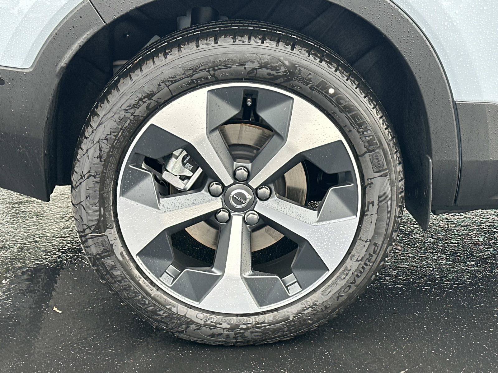 New 2026 Volvo XC40 B5 Plus w/ Protection Package Premier AWD/4WD image 22