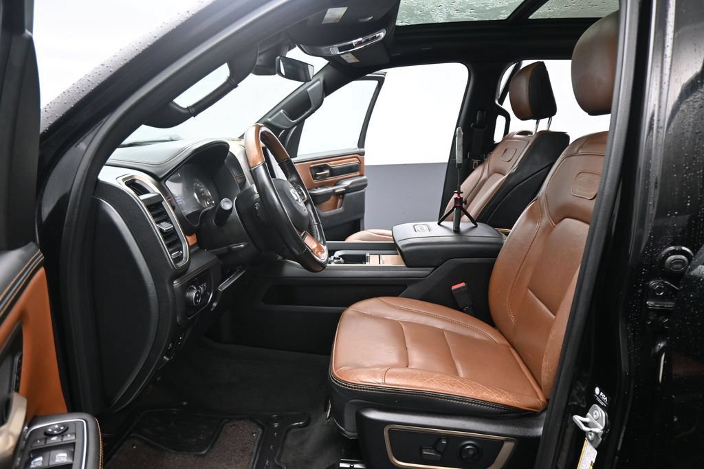 Used 2022 RAM 1500 Longhorn AWD/4WD image 2