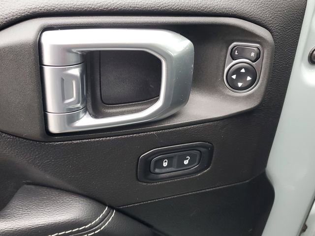 Used 2023 Jeep Wrangler Unlimited Sahara w/ Cold Weather Group image 17