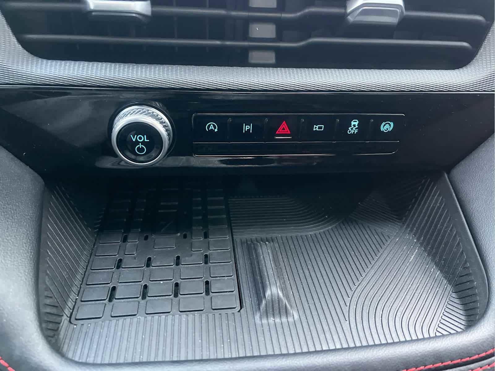 Used 2025 Ford Explorer ST w/ Sun And Sound Package image 29