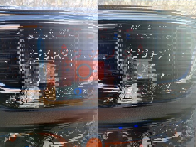 Used 2020 Chrysler Pacifica Touring-L w/ Advanced Safetytec Group image 12