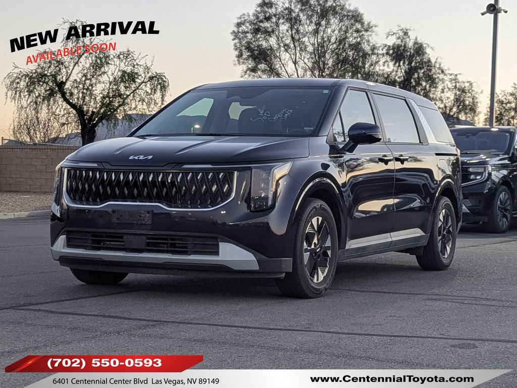 Used 2025 Kia Carnival LXS FWD image 1