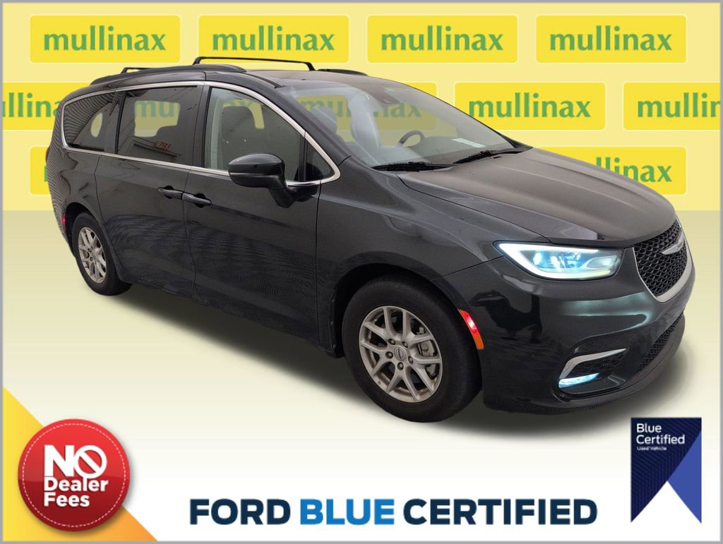 Used 2022 Chrysler Pacifica Touring-L