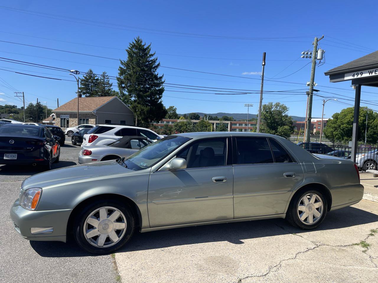 Used 2005 Cadillac De Ville DTS w/ Equipment Group FWD image 7