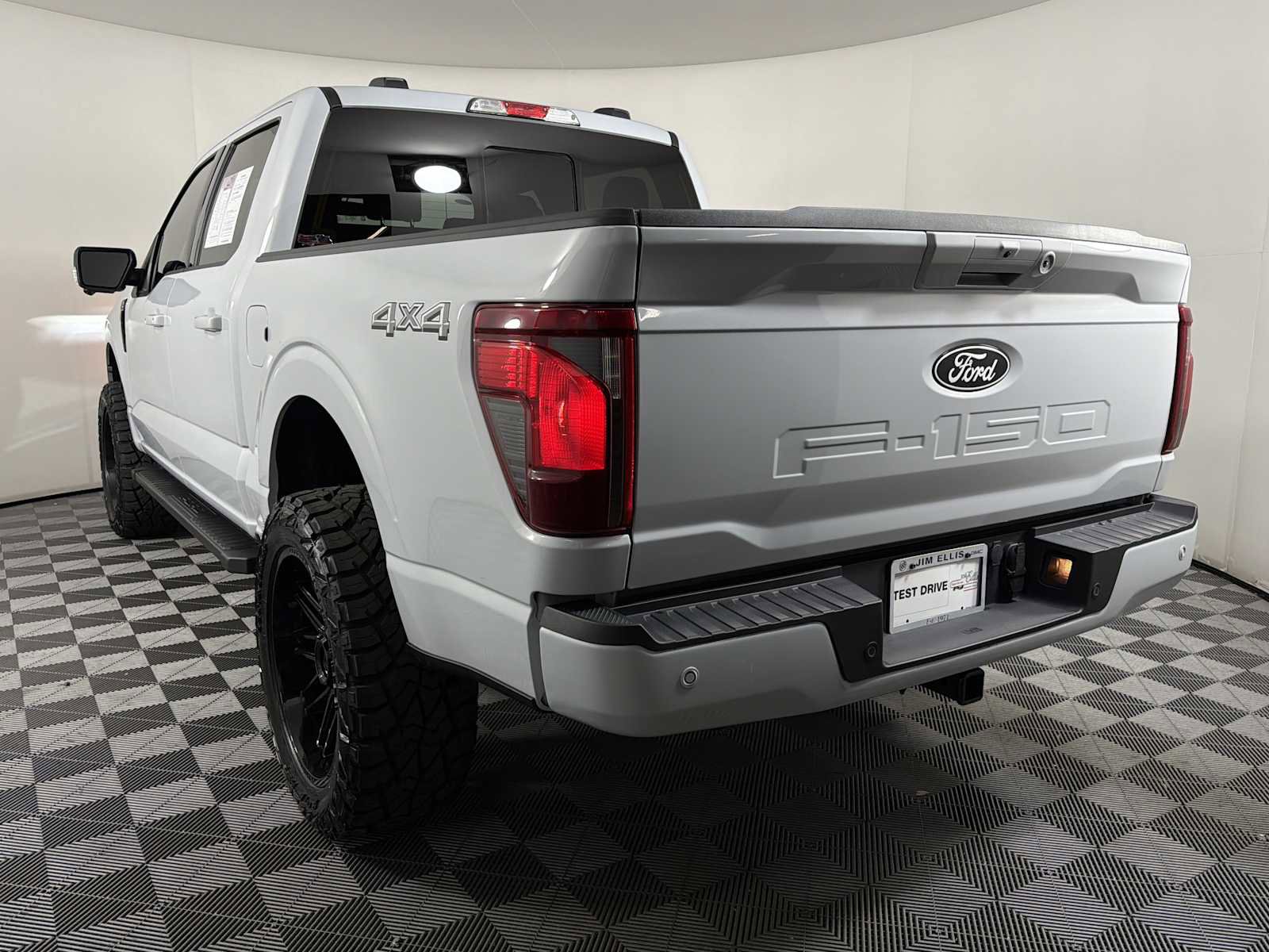 Used 2025 Ford F150 XLT w/ Equipment Group 302A MID AWD/4WD image 4