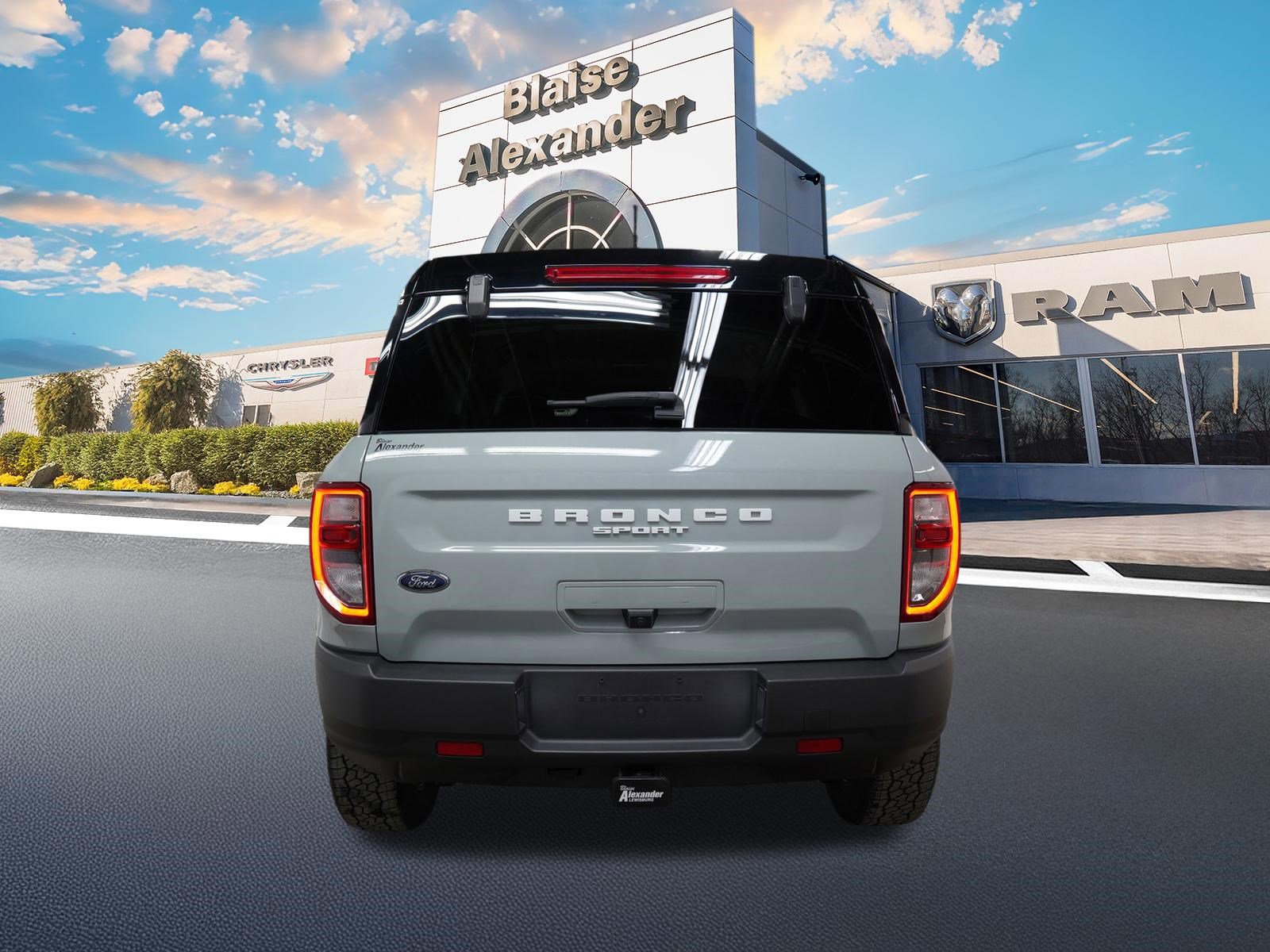 Used 2024 Ford Bronco Sport Badlands image 6