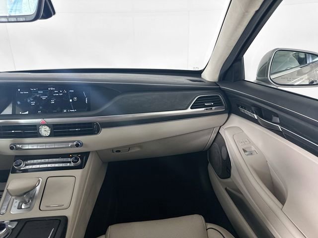 Used 2021 Genesis G90 5.0 Ultimate image 24