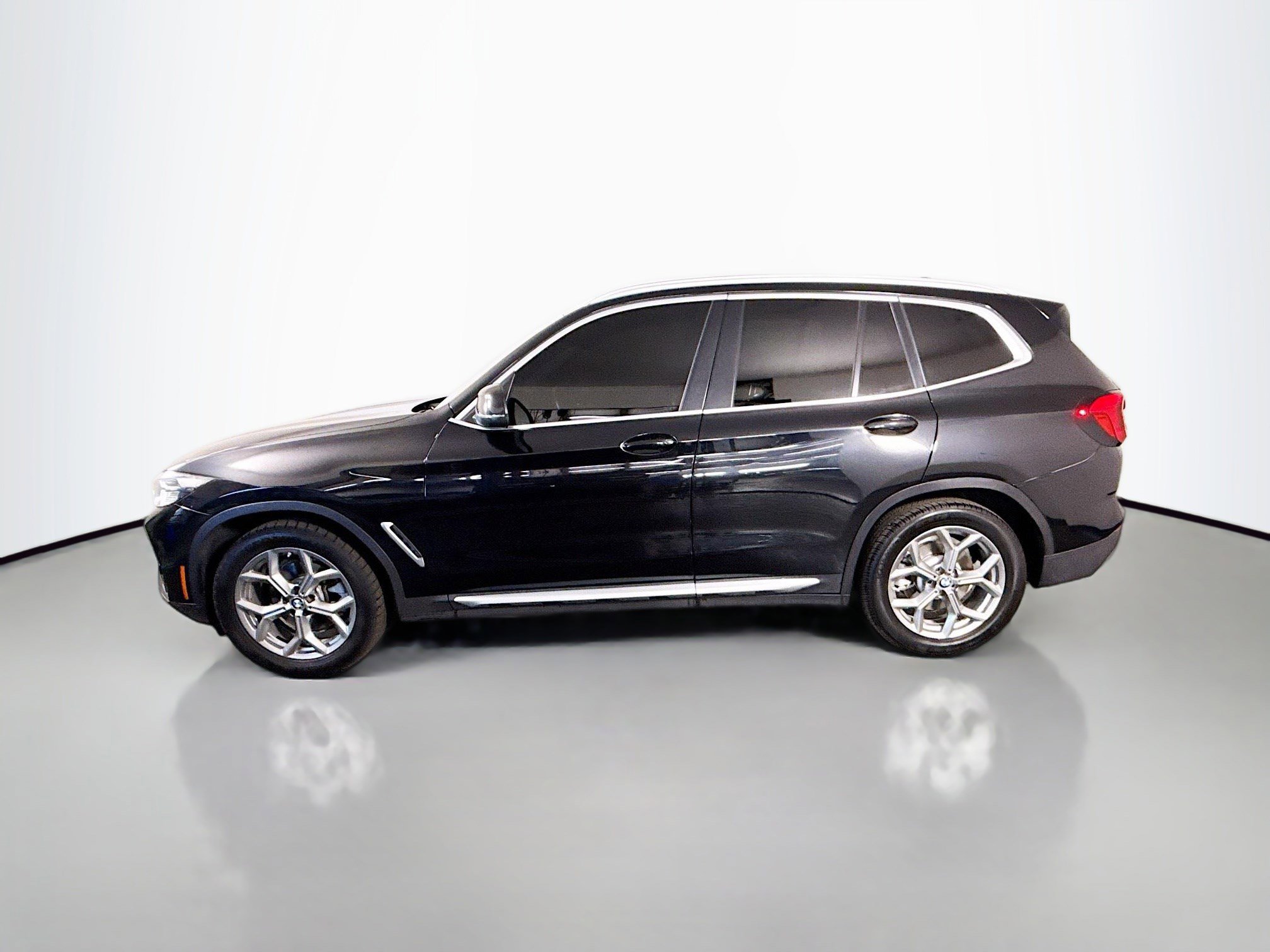 Used 2022 BMW X3 sDrive30i w/ Convenience Package image 6