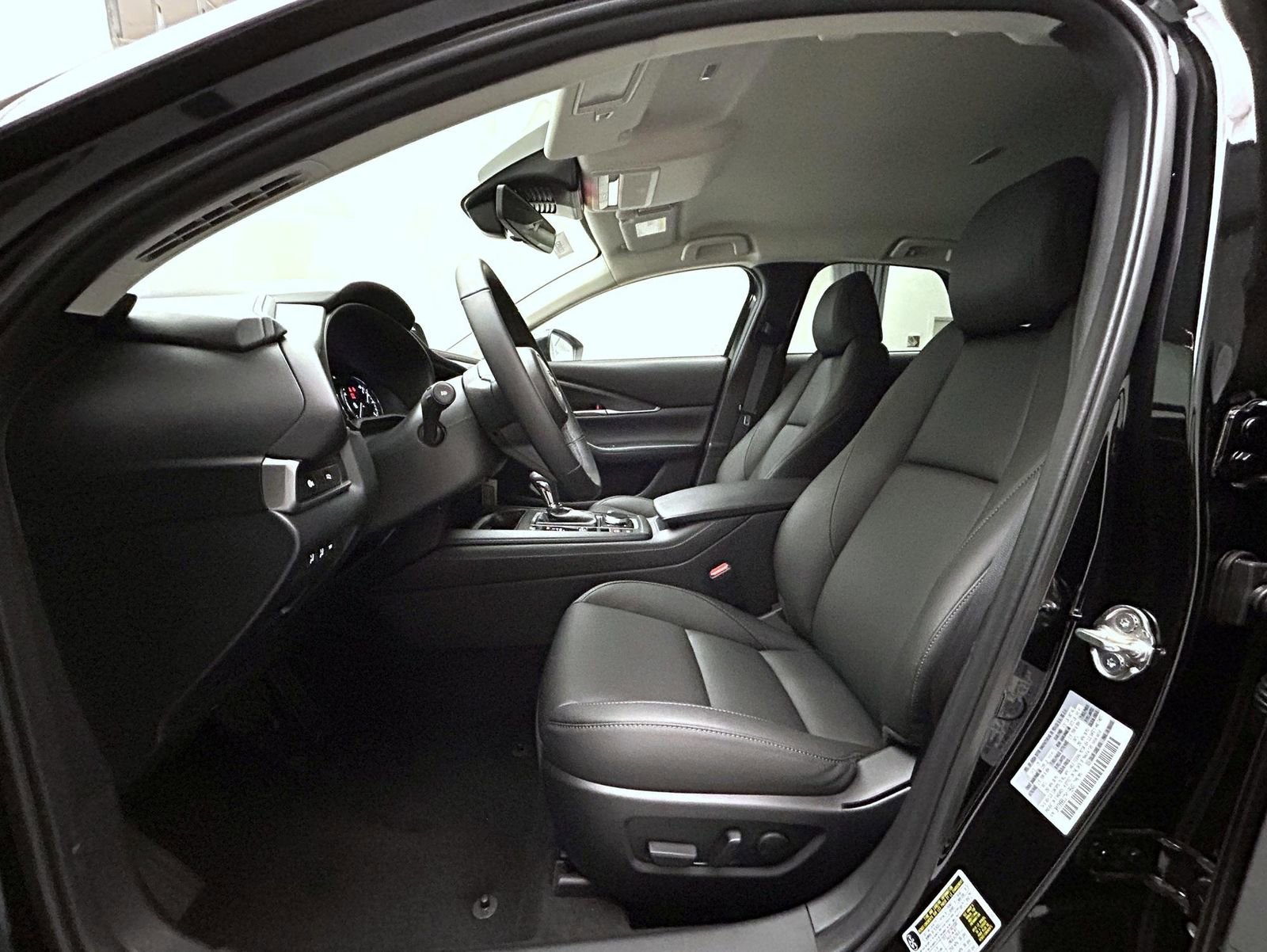 New 2026 MAZDA CX-30 AWD 2.5 S w/ Select Sport Pkg image 11