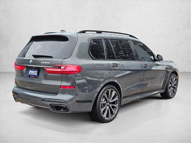 Used 2022 BMW X7 M50i w/ Dynamic Handling Package image 5