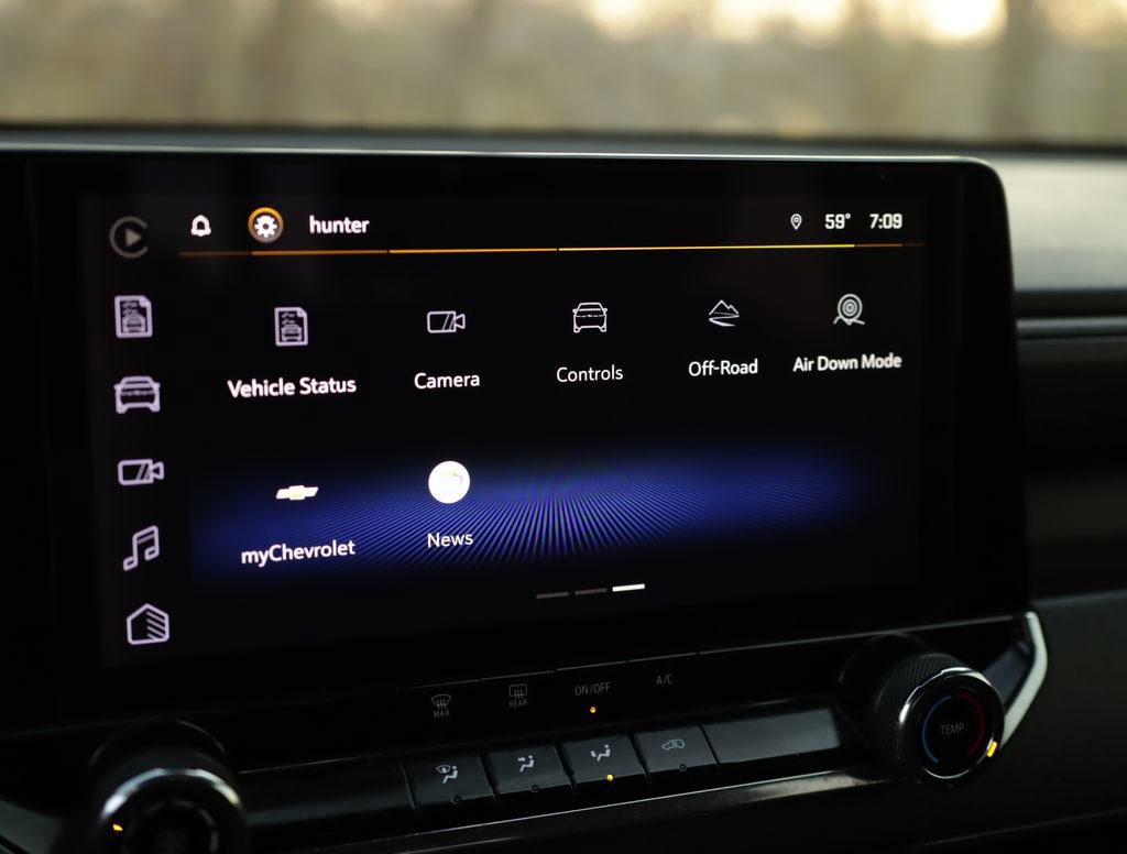 Certified 2023 Chevrolet Colorado Trail Boss w/ Technology Package image 14