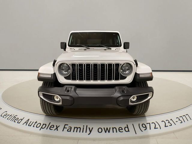 Used 2025 Jeep Wrangler Unlimited Sahara w/ Safety Group image 8