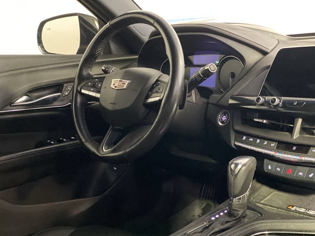 Used 2023 Cadillac CT4 Luxury w/ Cold Weather Package RWD image 10