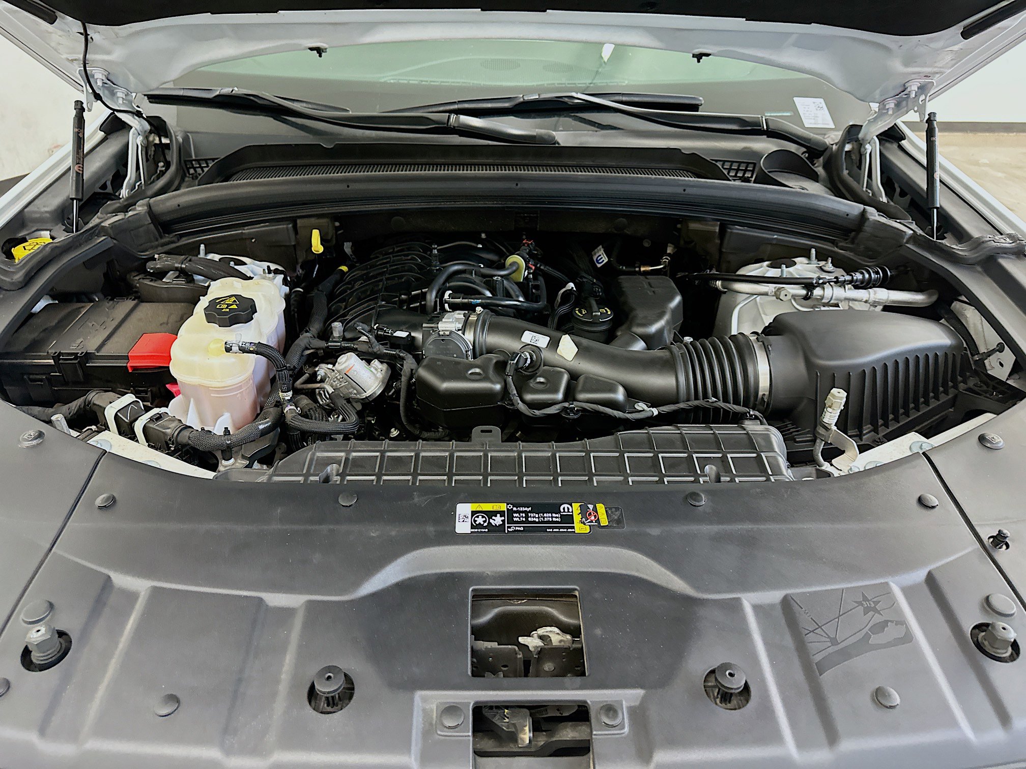 Used 2023 Jeep Grand Cherokee Altitude image 34