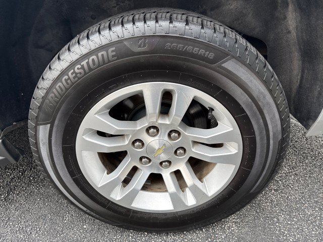 Used 2017 Chevrolet Suburban LT AWD/4WD image 11