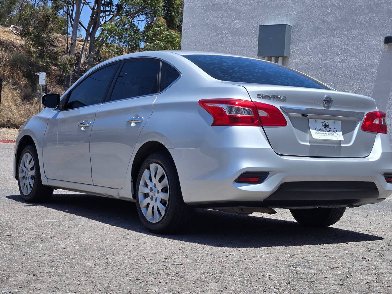 Used 2018 Nissan Sentra S FWD image 12