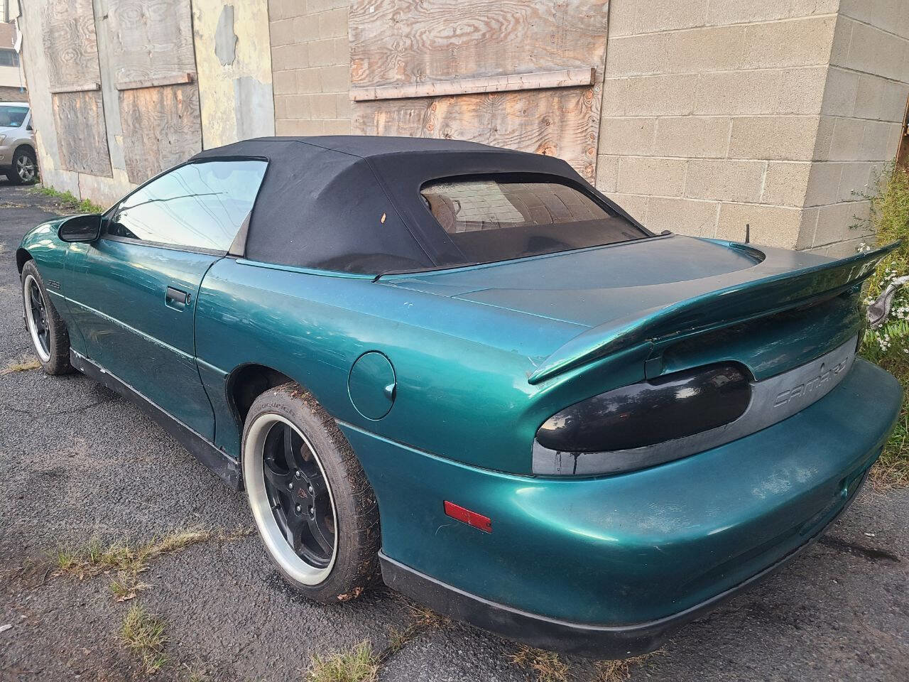 Used 1997 Chevrolet Camaro Z28 w/ Preferred Equipment Group 2 image 12
