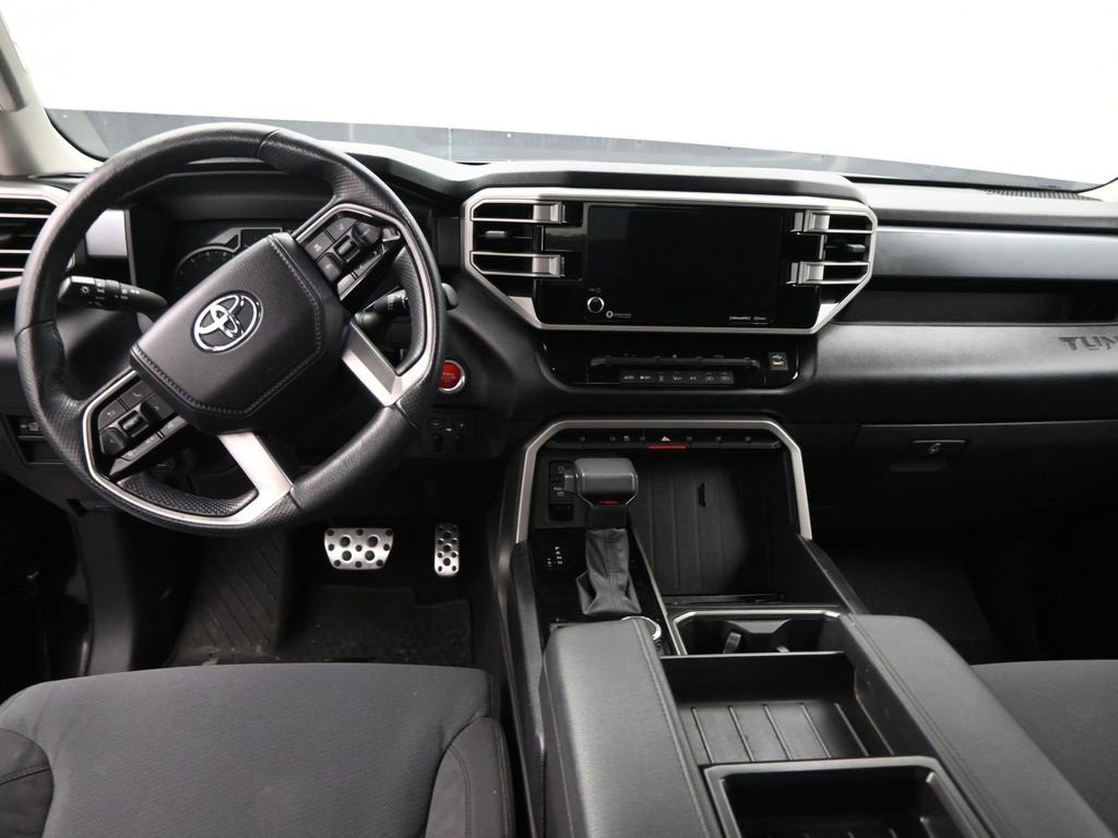 Used 2022 Toyota Tundra SR5 image 10