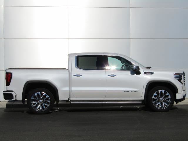 Used 2024 GMC Sierra 1500 Denali w/ Denali Reserve Package image 9