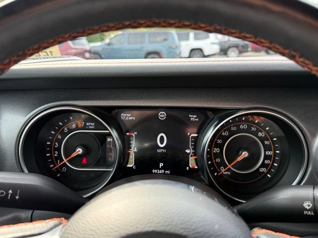 Used 2023 Jeep Gladiator Mojave w/ Cold Weather Group AWD/4WD image 17