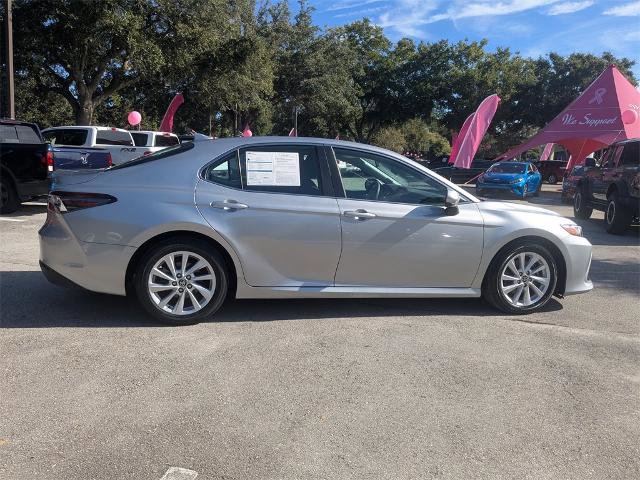 Used 2023 Toyota Camry LE image 2