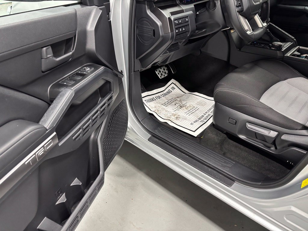 Used 2026 Toyota 4Runner TRD Sport AWD/4WD image 9