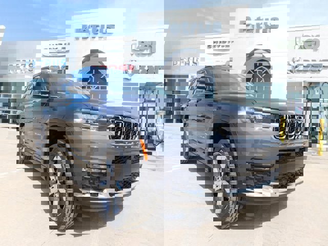 New 2025 Jeep Grand Cherokee L Limited w/ Luxury Tech Group II image 2