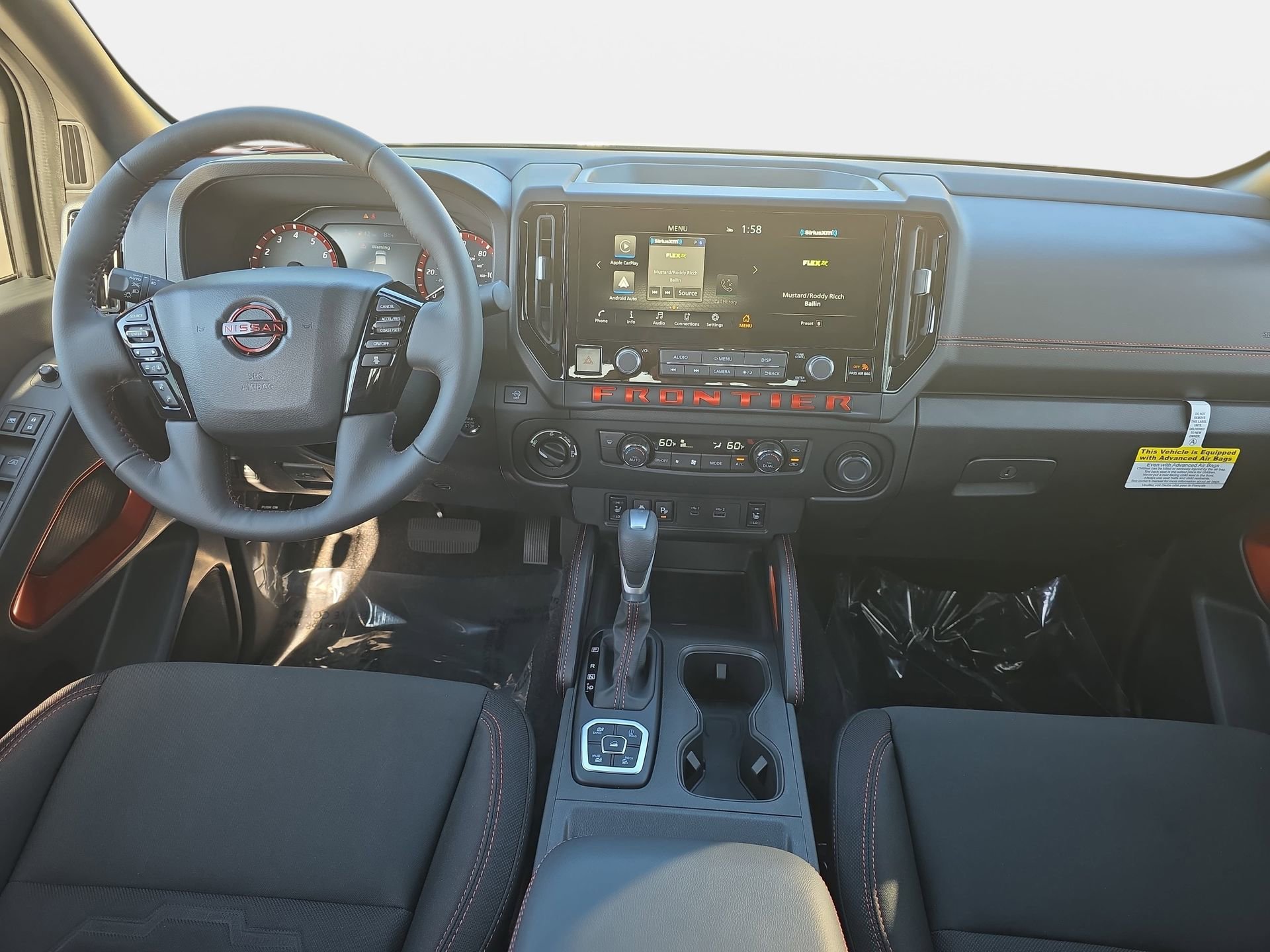 New 2026 Nissan Frontier PRO-4X w/ Tow Package AWD/4WD image 9
