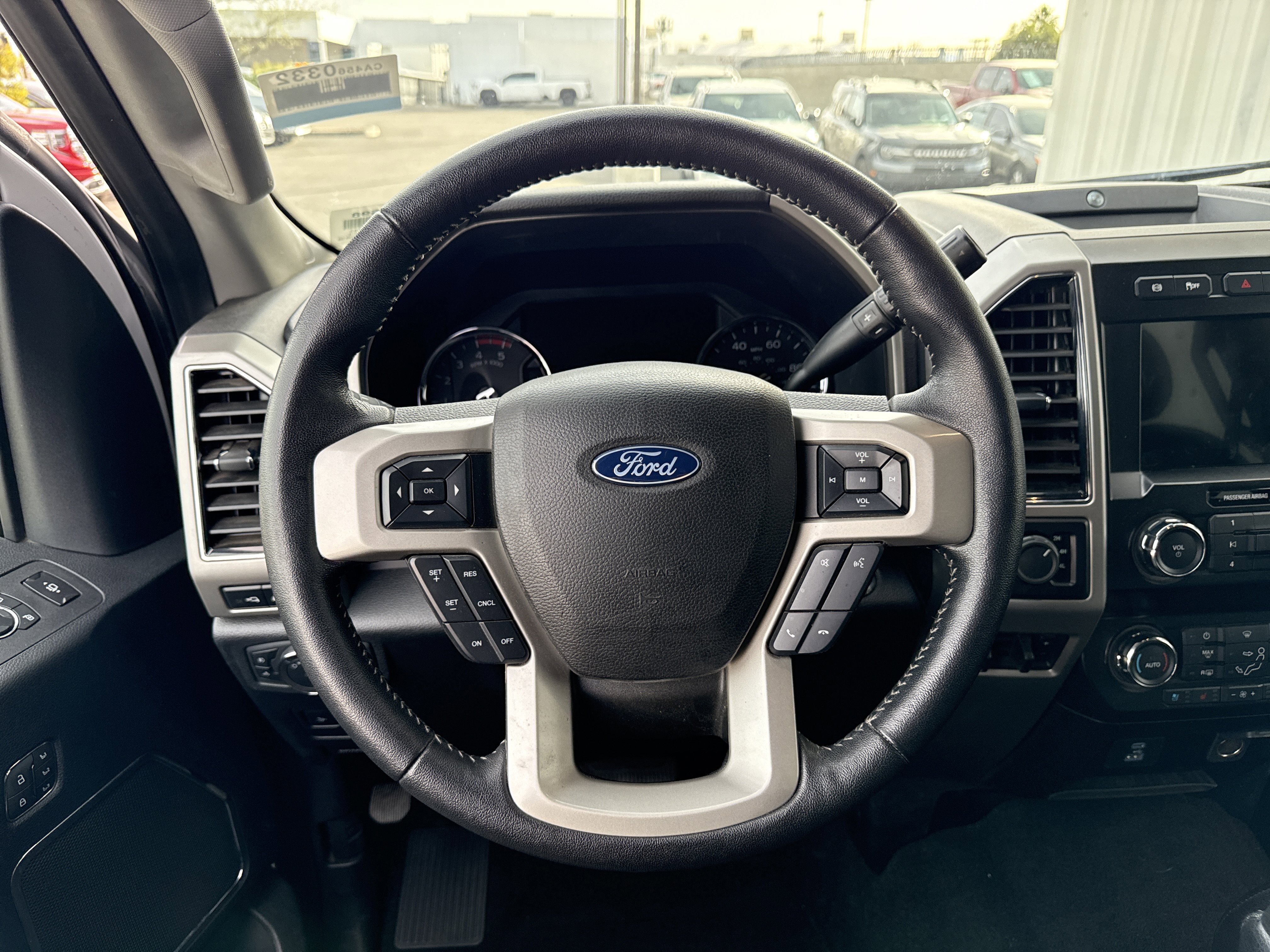 Used 2020 Ford F250 Lariat image 27
