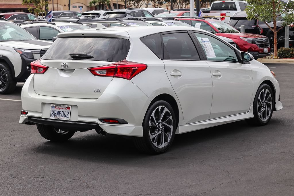 Used 2018 Toyota Corolla iM w/ All-Weather Mat Package FWD image 5