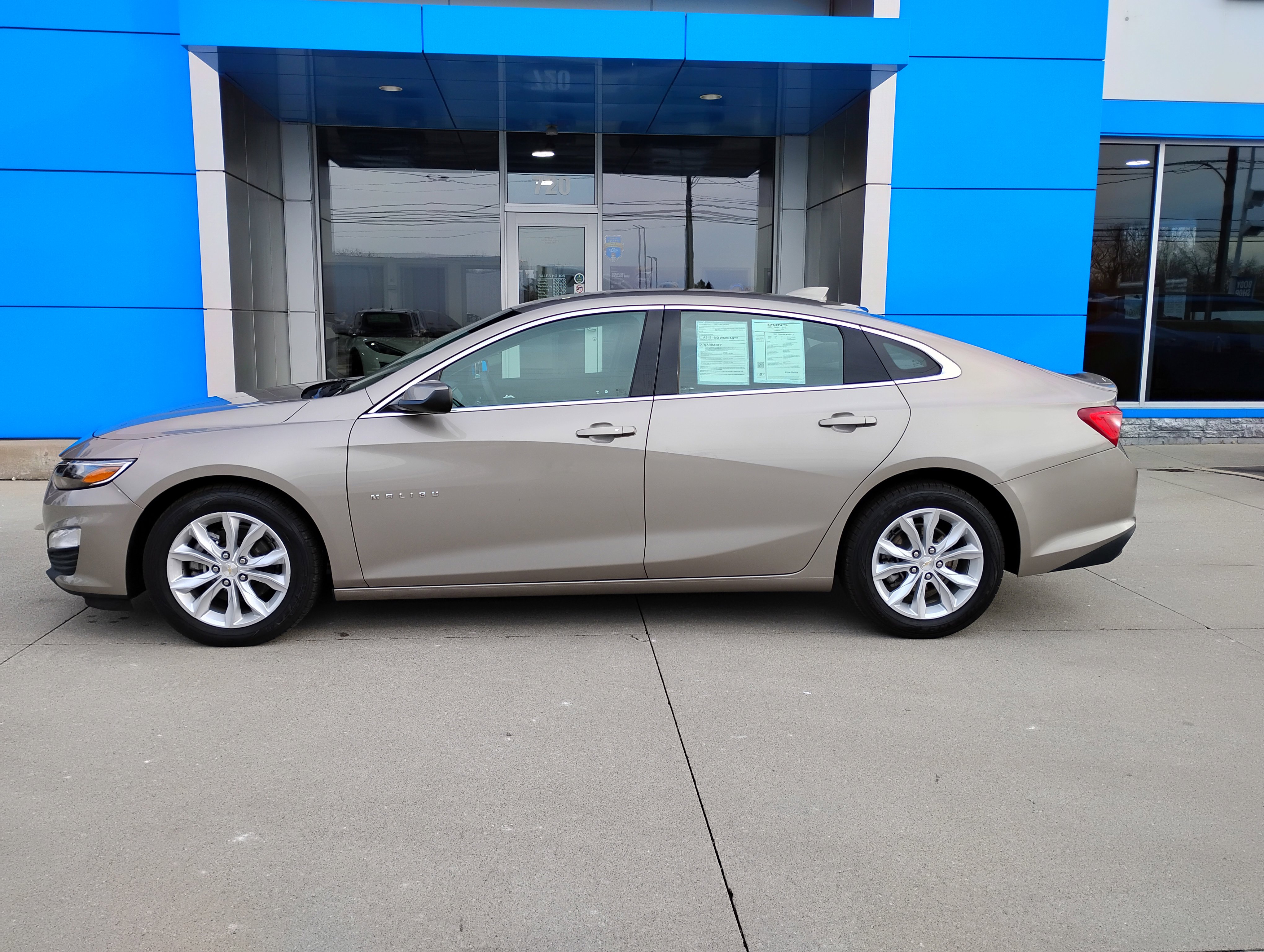 Used 2023 Chevrolet Malibu LT image 31