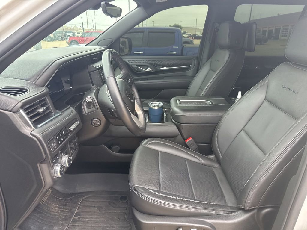 Used 2023 GMC Yukon Denali w/ Denali Reserve Package AWD/4WD image 5