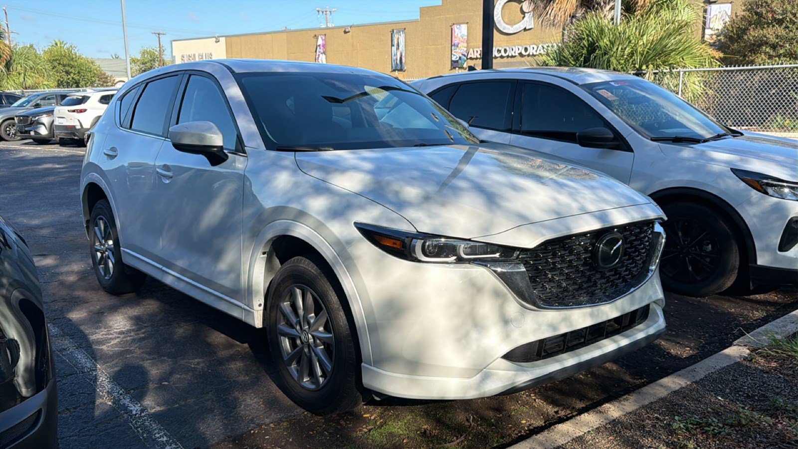 Used 2025 MAZDA CX-5 AWD 2.5 S w/ Preferred Package image 2